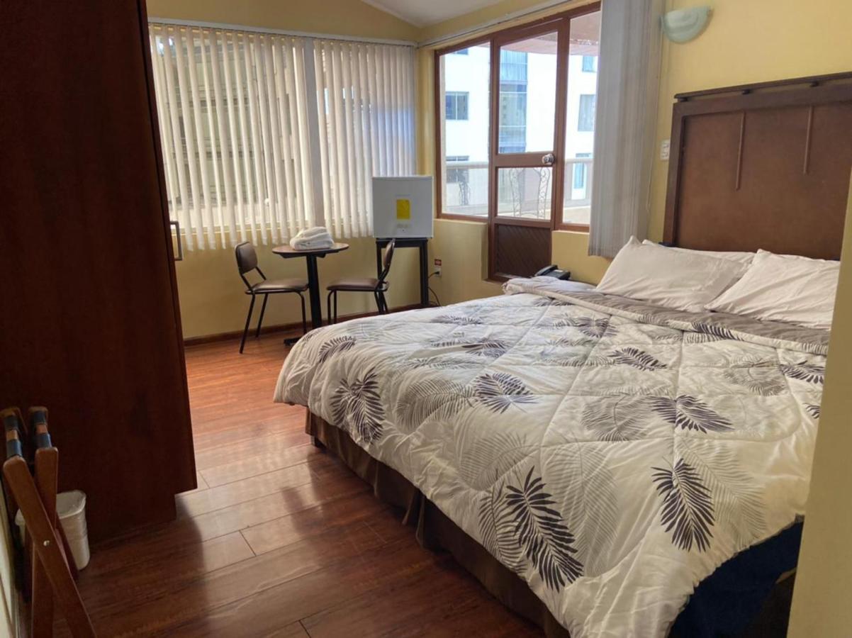 Hotel Saint Thomas Кіто Екстер'єр фото